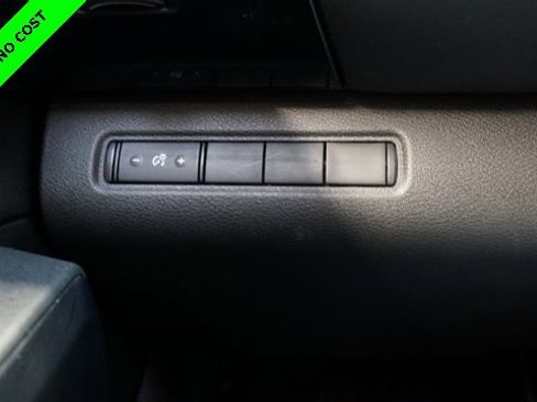 Certified 2024 Nissan Pathfinder S image 25