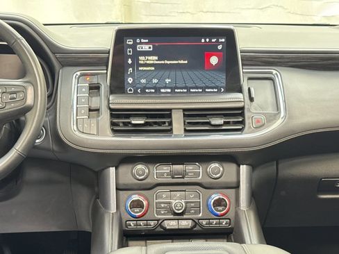 Used 2023 GMC Yukon SLT w/ SLT Premium Package AWD/4WD image 24