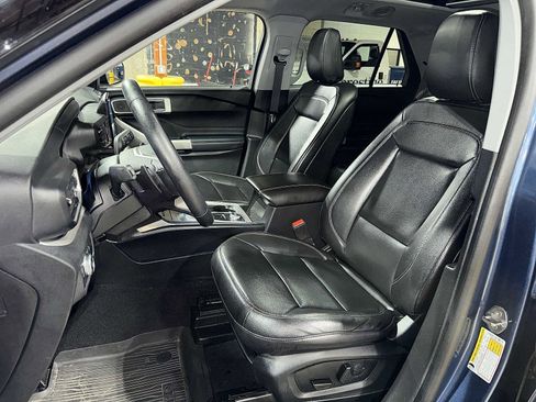 Used 2020 Ford Explorer XLT w/ Equipment Group 202A image 15