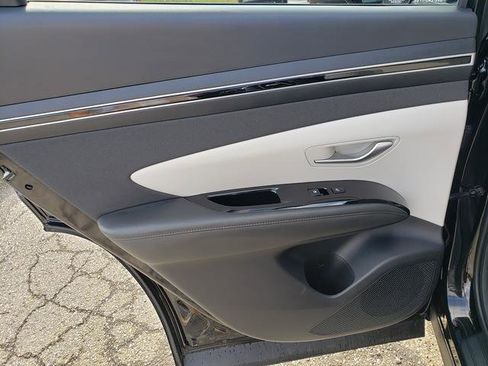 Used 2024 Hyundai Tucson Limited image 13