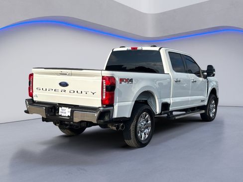 Used 2025 Ford F250 Lariat w/ Chrome Package image 10