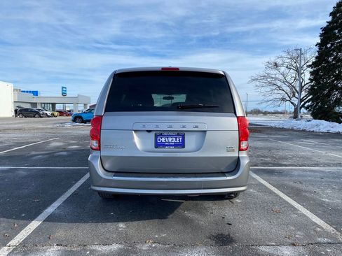 Used 2017 Dodge Grand Caravan GT image 6