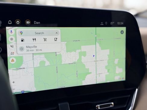 Used 2025 Chevrolet Equinox ACTIV w/ Safety and Technology Package image 15