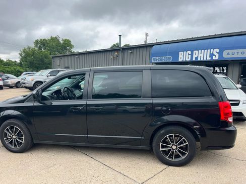 Used 2019 Dodge Grand Caravan GT FWD image 10