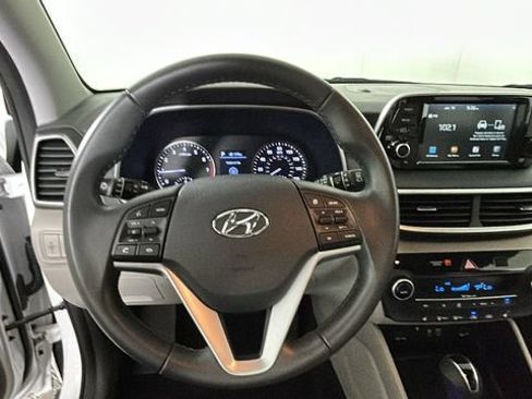 Used 2020 Hyundai Tucson Sport FWD image 14