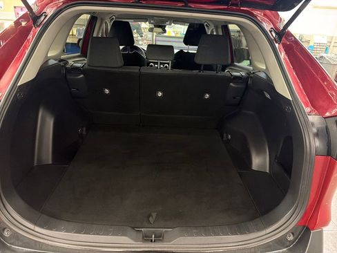 Certified 2021 Toyota RAV4 LE image 21