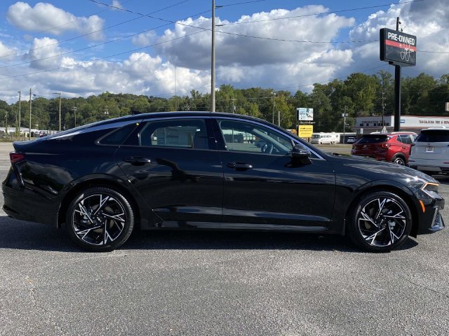 New 2027 Kia K5 GT-Line FWD image 2