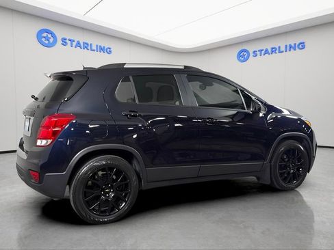 Certified 2021 Chevrolet Trax LT w/ Sport Edition image 10