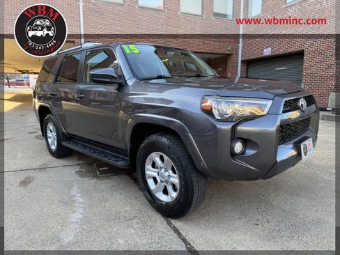 Used 2015 Toyota 4Runner SR5 image 1