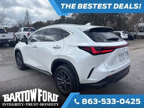 Used 2022 Lexus NX 250 FWD w/ Towing Package (2000 Lbs) image 7