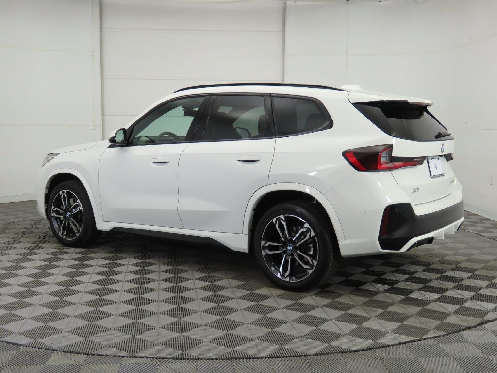 Certified 2026 BMW X1 xDrive28i w/ Technology Package AWD/4WD image 8