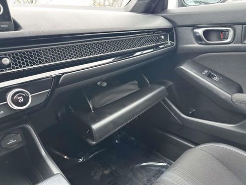 Used 2025 Honda Civic Sport image 16