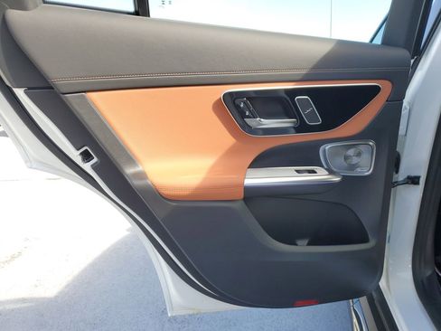 New 2026 Mercedes-Benz GLC 43 AMG 4MATIC Coupe image 10