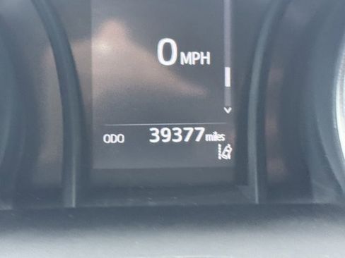 Used 2022 Toyota Camry LE image 12