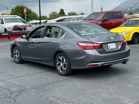 Used 2016 Honda Accord LX image 6