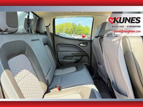 Used 2016 Chevrolet Colorado Z71 AWD/4WD image 39