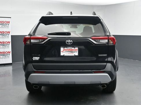 Used 2024 Toyota RAV4 Adventure AWD/4WD image 8