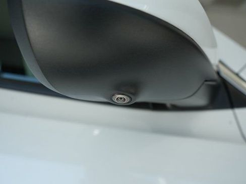 Used 2024 Buick Encore GX Avenir w/ Avenir Technology Package image 6