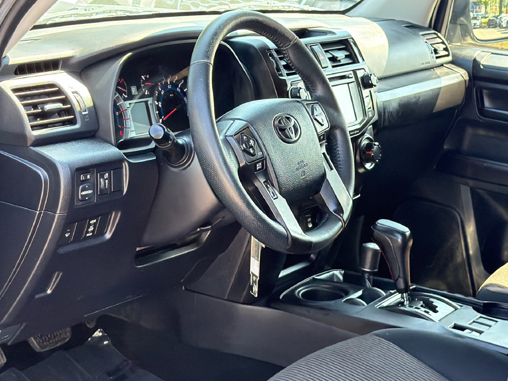 Used 2016 Toyota 4Runner Trail AWD/4WD image 13