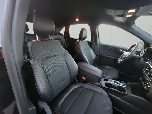 Used 2023 Ford Escape ST-Line w/ Tech Pack #1 image 34