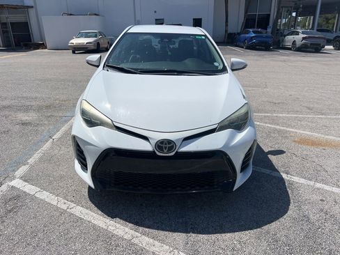 Used 2018 Toyota Corolla SE FWD image 4
