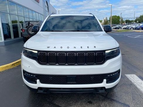 Used 2024 Jeep Wagoneer L Series II image 3