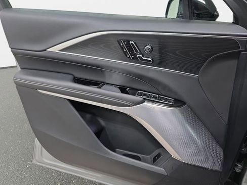 Used 2026 Cadillac Lyriq V image 27