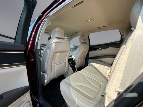 Used 2018 Lincoln MKX Select w/ Select Plus Package FWD image 35