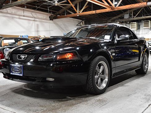 Used 2003 Ford Mustang GT RWD image 5