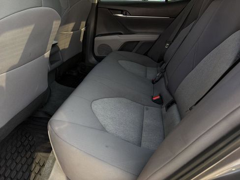 Used 2023 Toyota Camry LE image 9