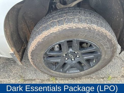 Used 2022 Chevrolet Silverado 1500 RST w/ LPO, Blackout Package AWD/4WD image 6