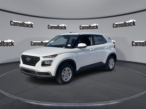 New 2026 Hyundai Venue SE image 3