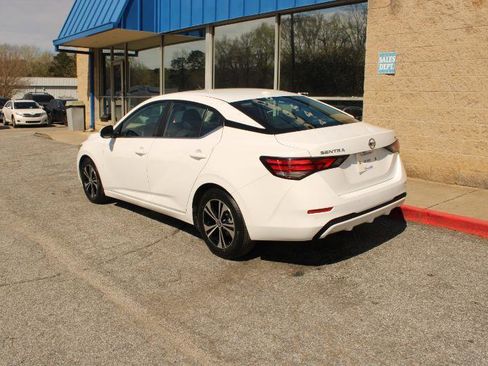 Used 2023 Nissan Sentra SV image 3