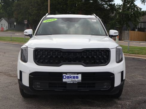 Certified 2025 Kia Telluride SX Prestige X-Pro AWD/4WD image 2
