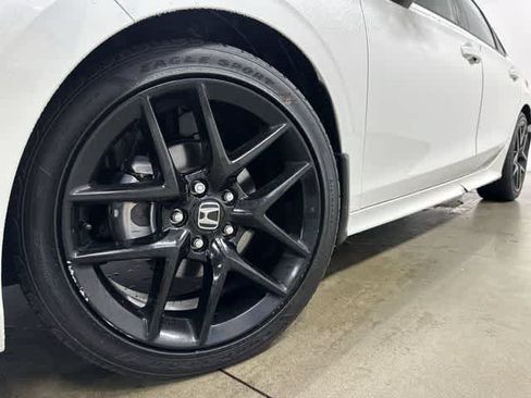 Used 2024 Honda Civic Sport image 28