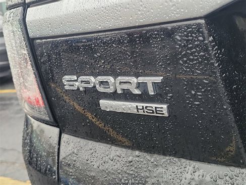 Used 2018 Land Rover Range Rover Sport HSE image 8
