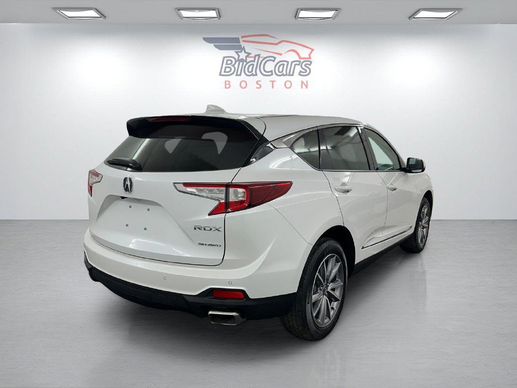 Used 2024 Acura RDX w/ Technology Package AWD/4WD image 4