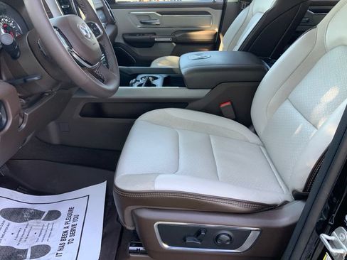 Used 2025 RAM 1500 Laramie w/ Bed Utility Group AWD/4WD image 15