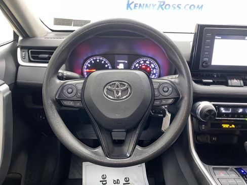Used 2019 Toyota RAV4 LE w/ Carpet Mat Package AWD/4WD image 24