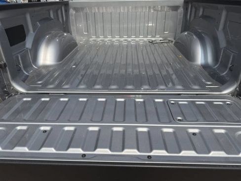 Used 2025 RAM 1500 Laramie w/ Night Edition AWD/4WD image 30