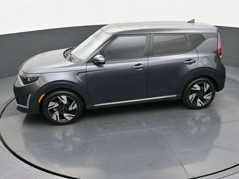 Used 2023 Kia Soul GT-Line image 32