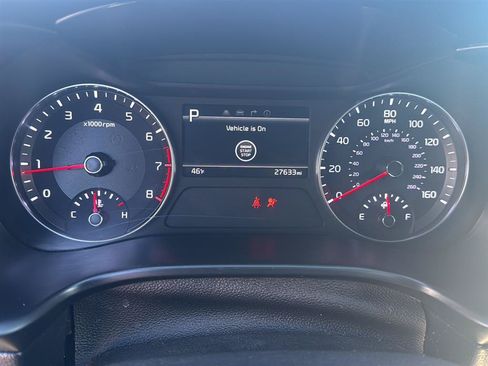 Used 2024 Kia Forte GT-Line w/ GT-Line Premium Package FWD image 3