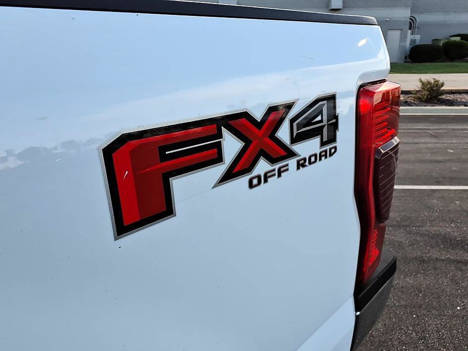 Used 2022 Ford F250 XLT w/ XLT Premium Package AWD/4WD image 29