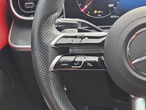 Used 2022 Mercedes-Benz C 300 Sedan image 27