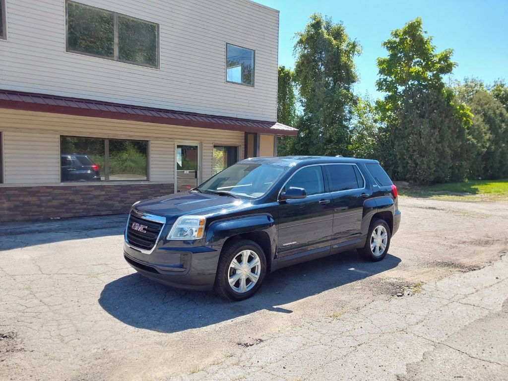 Used 2017 GMC Terrain SLE FWD image 2