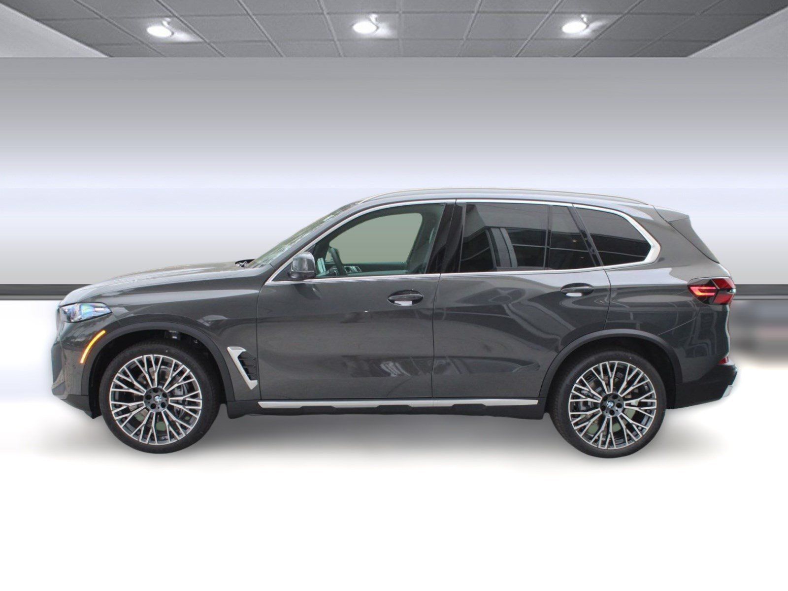 Used 2026 BMW X5 sDrive40i RWD image 2