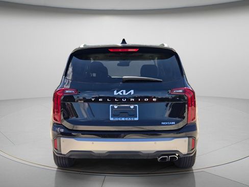 Used 2025 Kia Telluride S FWD image 5