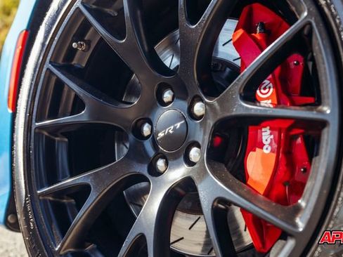 Used 2015 Dodge Charger SRT Hellcat image 3