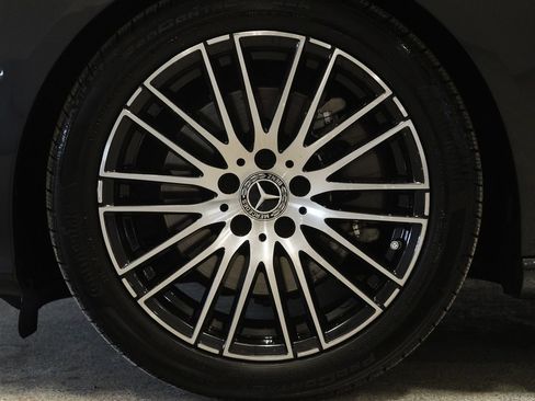 Certified 2022 Mercedes-Benz C 300 4MATIC Sedan image 9