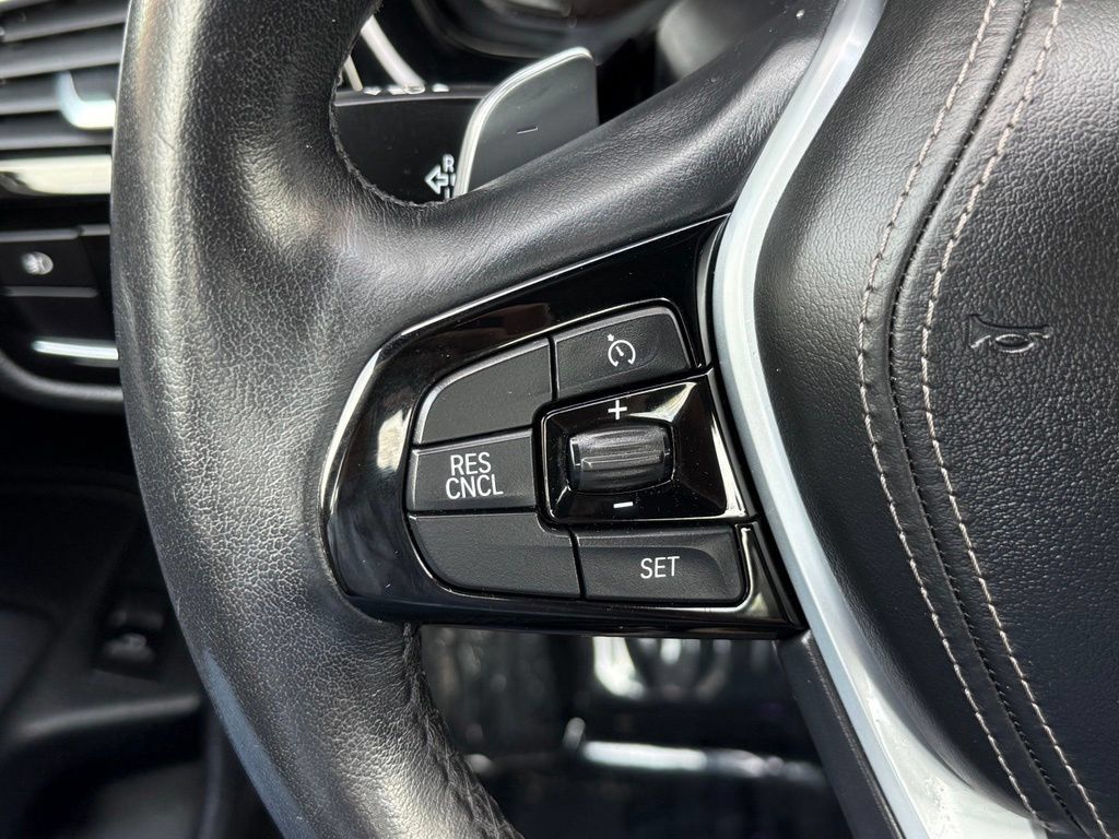 Used 2018 BMW 530i xDrive AWD/4WD image 30